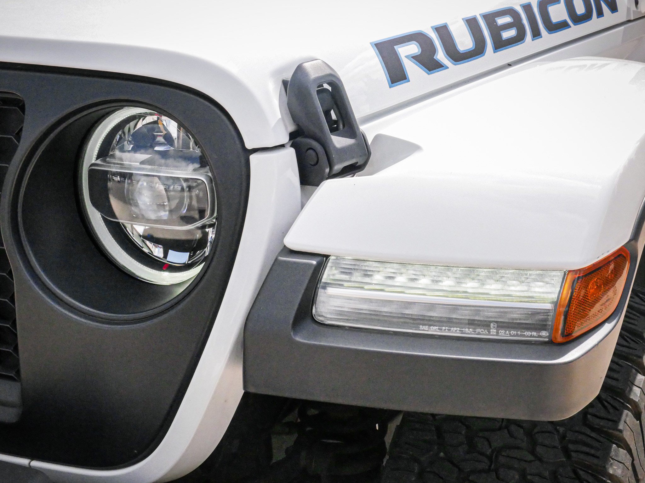 Used 2022 Jeep Wrangler Unlimited Rubicon 4xe w/ Cold Weather Group AWD/4WD image 6