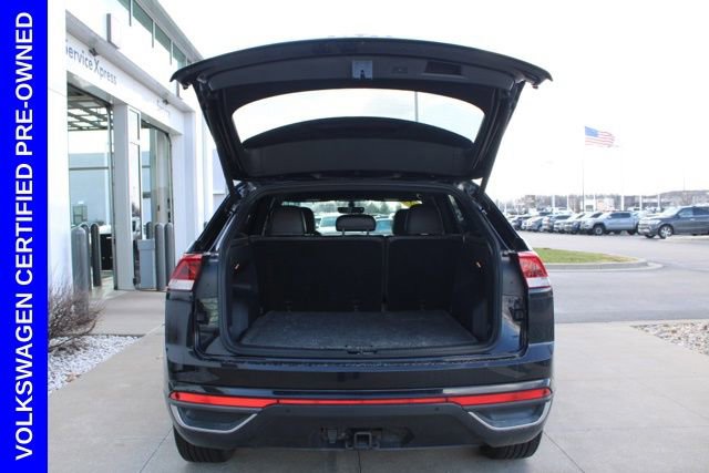 Used 2023 Volkswagen Atlas Cross Sport SE image 10