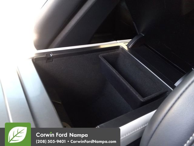 Used 2024 Lincoln Nautilus Reserve image 19