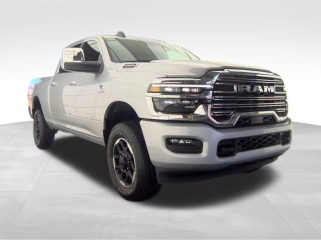 Used 2026 RAM 2500 Laramie AWD/4WD image 2