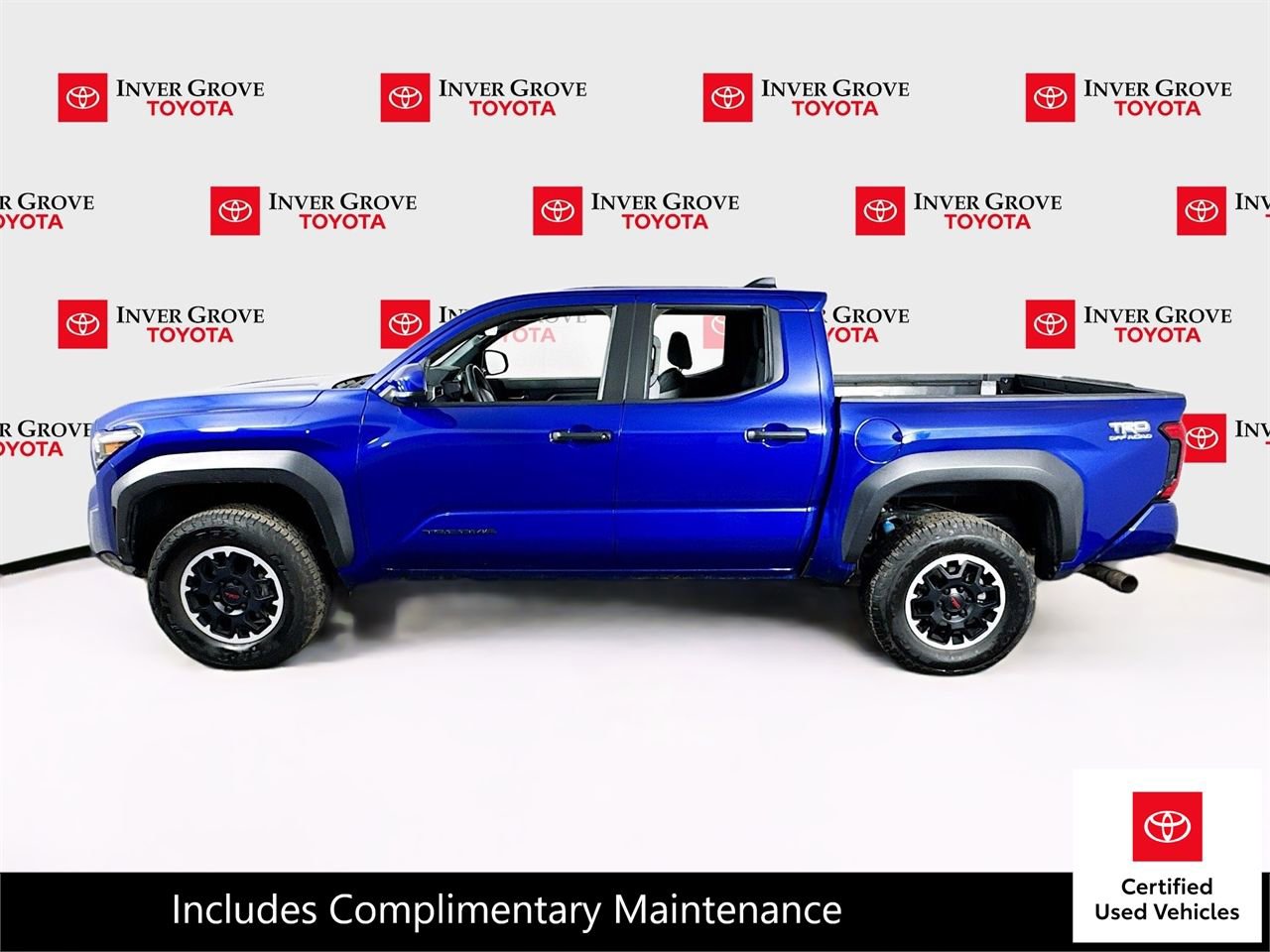 Certified 2024 Toyota Tacoma TRD Off-Road image 8