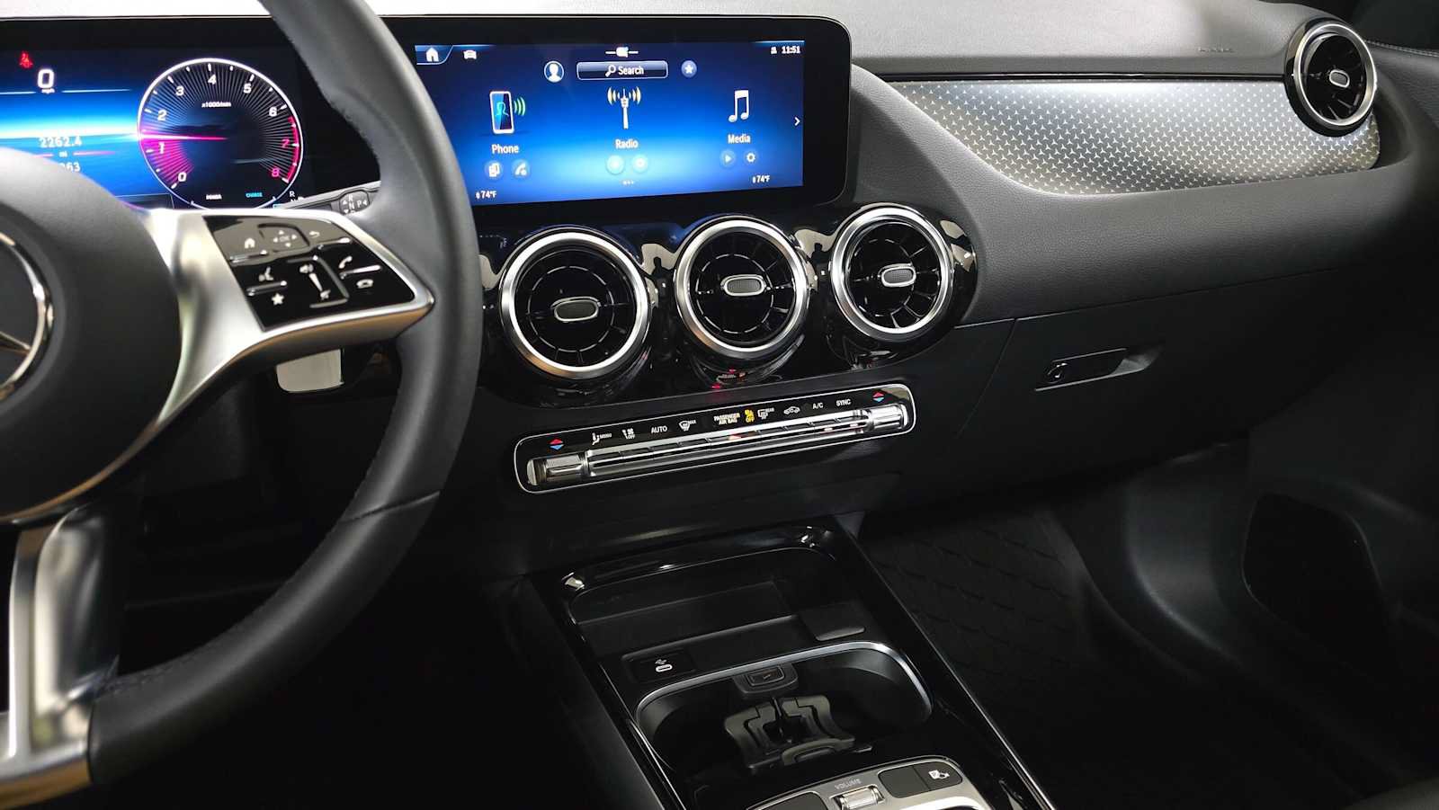 Certified 2026 Mercedes-Benz GLA 250 4MATIC image 35