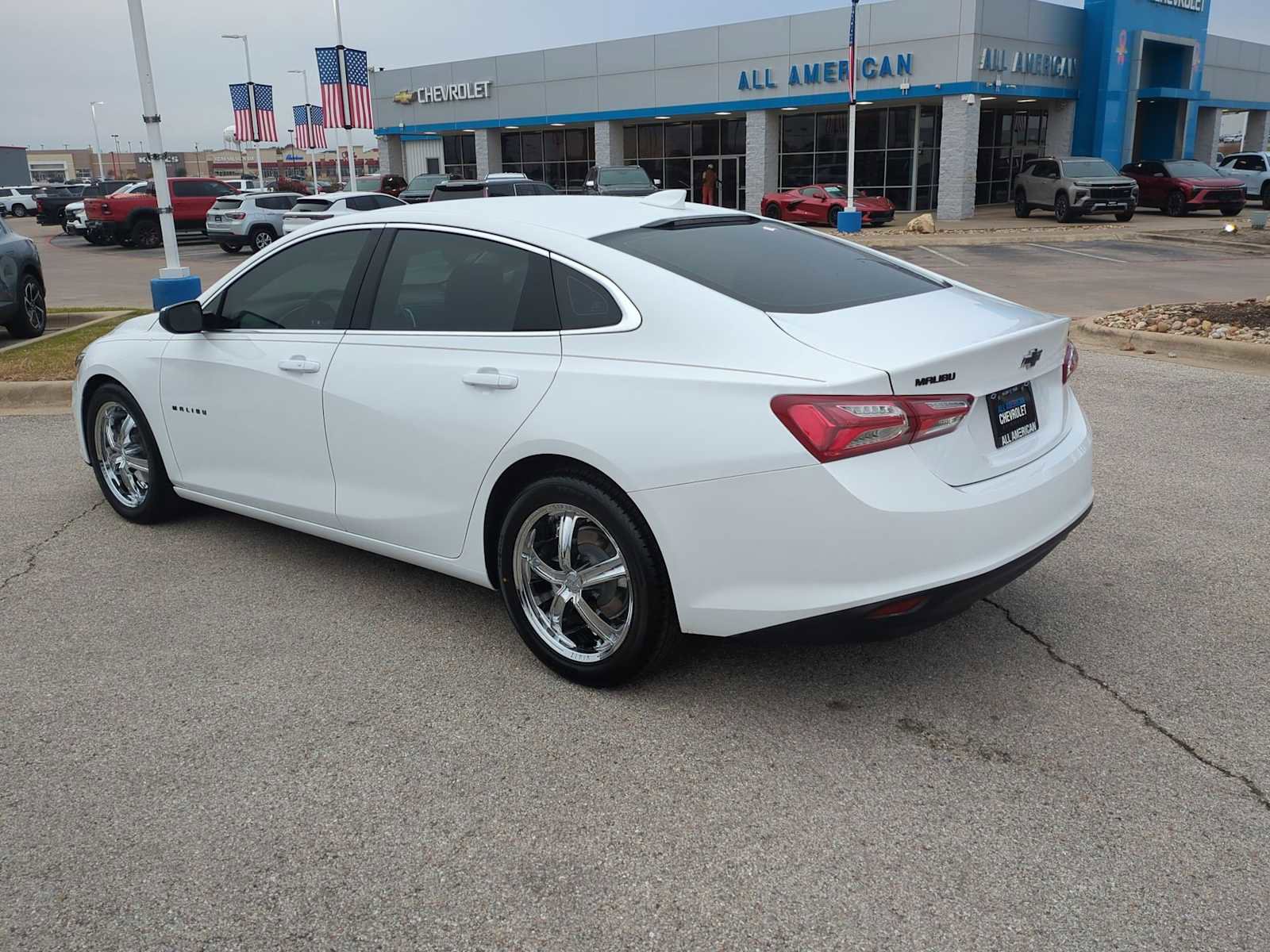 Used 2022 Chevrolet Malibu LT w/ Sport Edition image 6