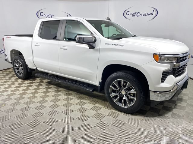Used 2023 Chevrolet Silverado 1500 LT AWD/4WD image 8