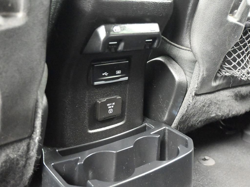 Used 2018 Jeep Wrangler Unlimited Rubicon image 36