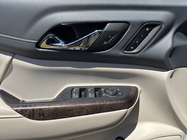 Used 2023 GMC Acadia Denali image 10