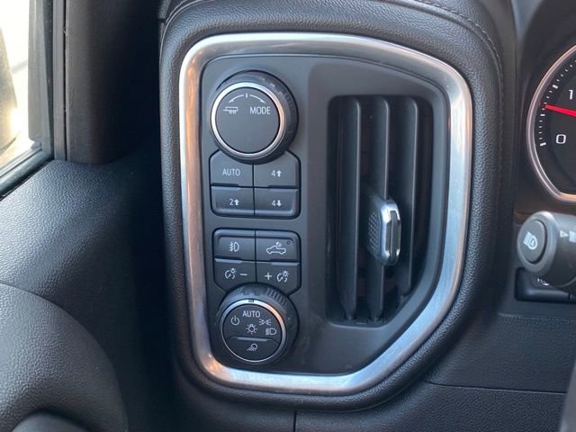 Used 2020 Chevrolet Silverado 2500 High Country w/ Technology Package image 22