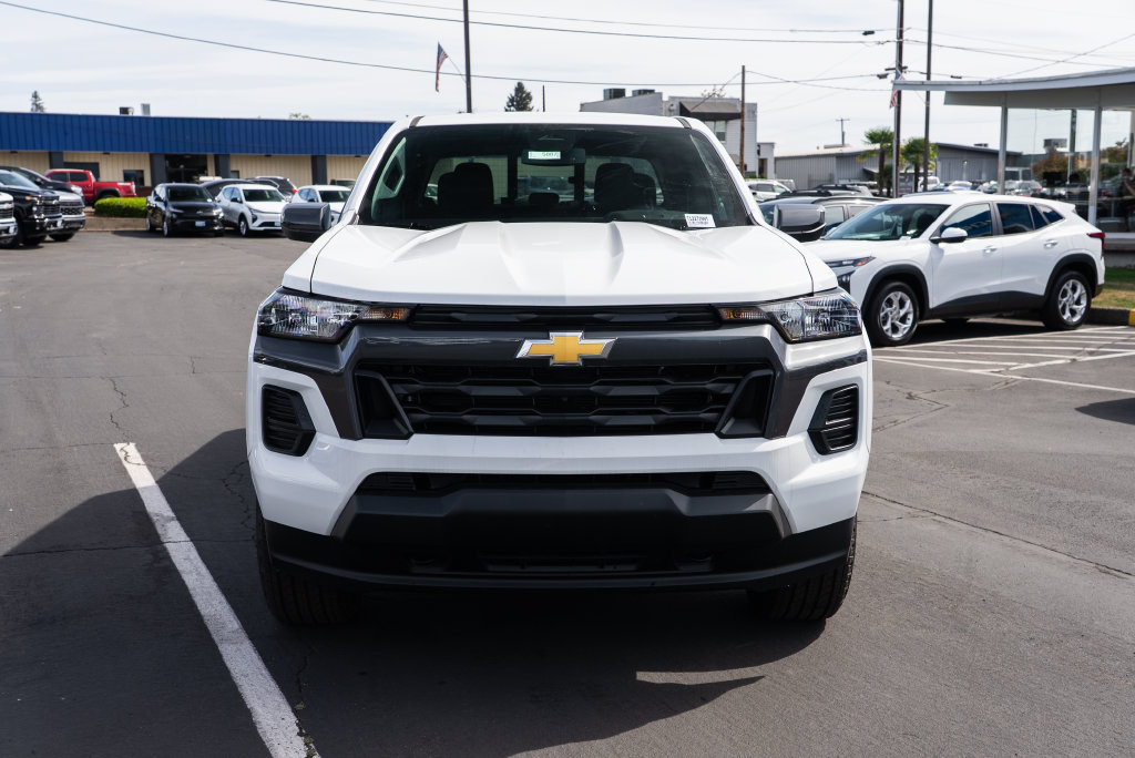 New 2026 Chevrolet Colorado LT w/ Advanced Trailering Package AWD/4WD image 2