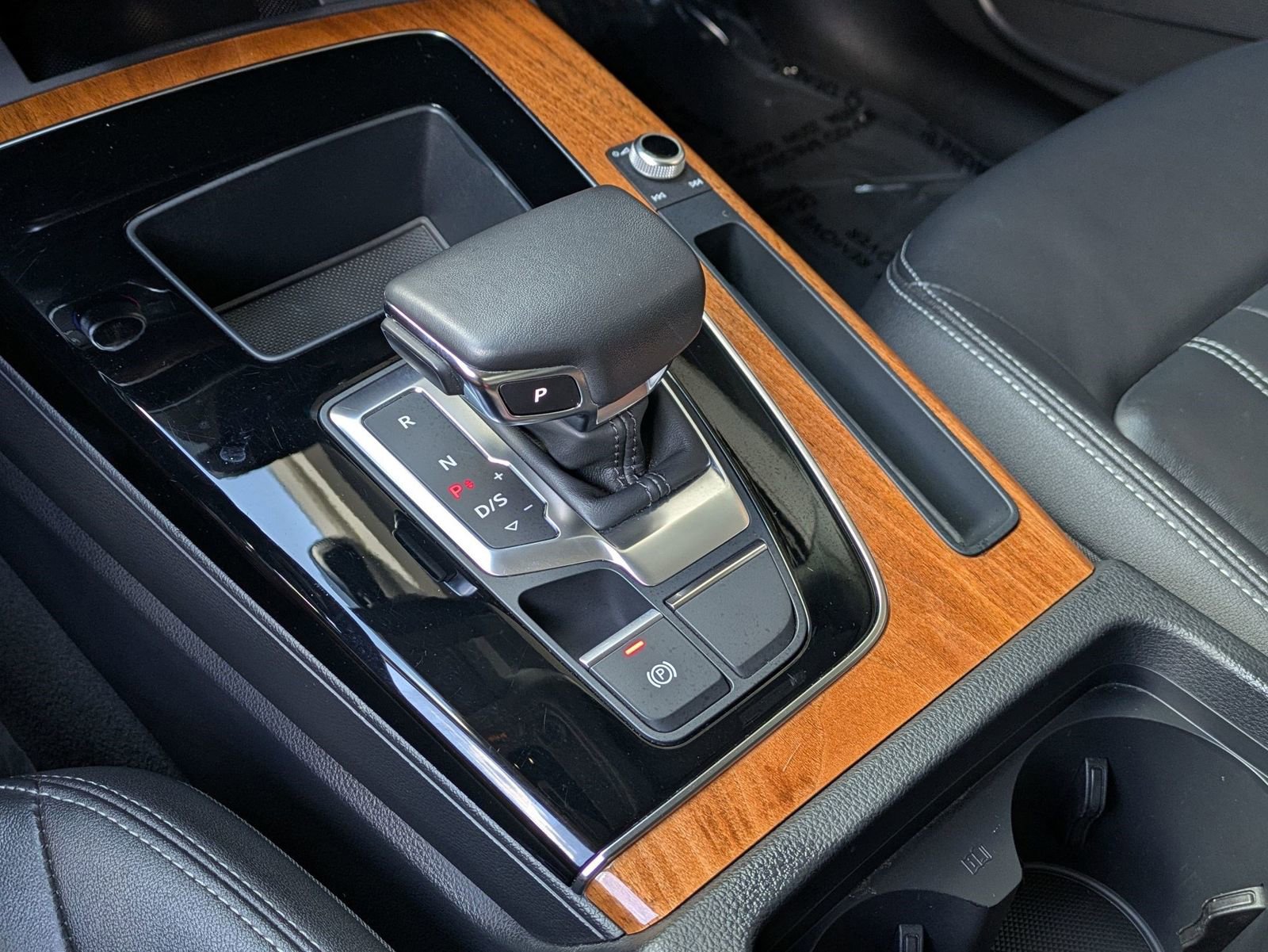 Used 2023 Audi Q5 2.0T Premium w/ Convenience Package image 14