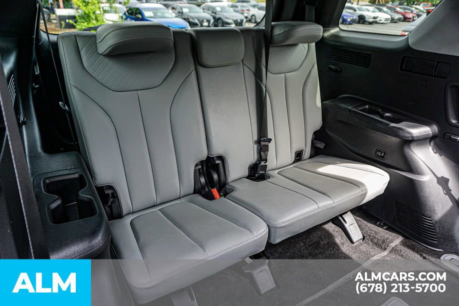 Used 2025 Hyundai Palisade SEL FWD image 23