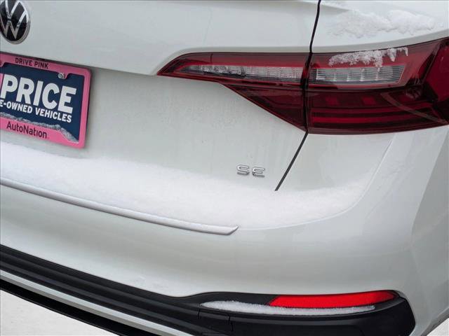 Used 2024 Volkswagen Jetta SE image 10