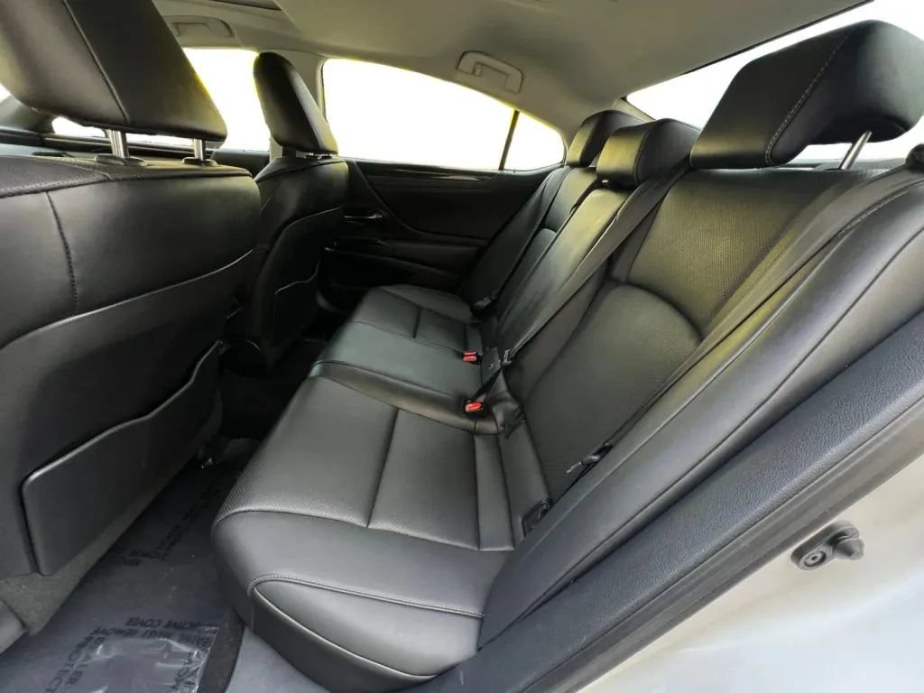Used 2020 Lexus ES 350 w/ Premium Package FWD image 14