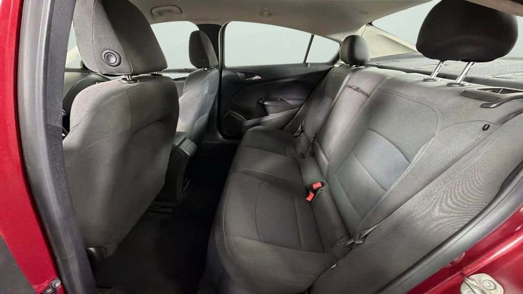 Used 2017 Chevrolet Cruze LT w/ Convenience Package FWD image 25