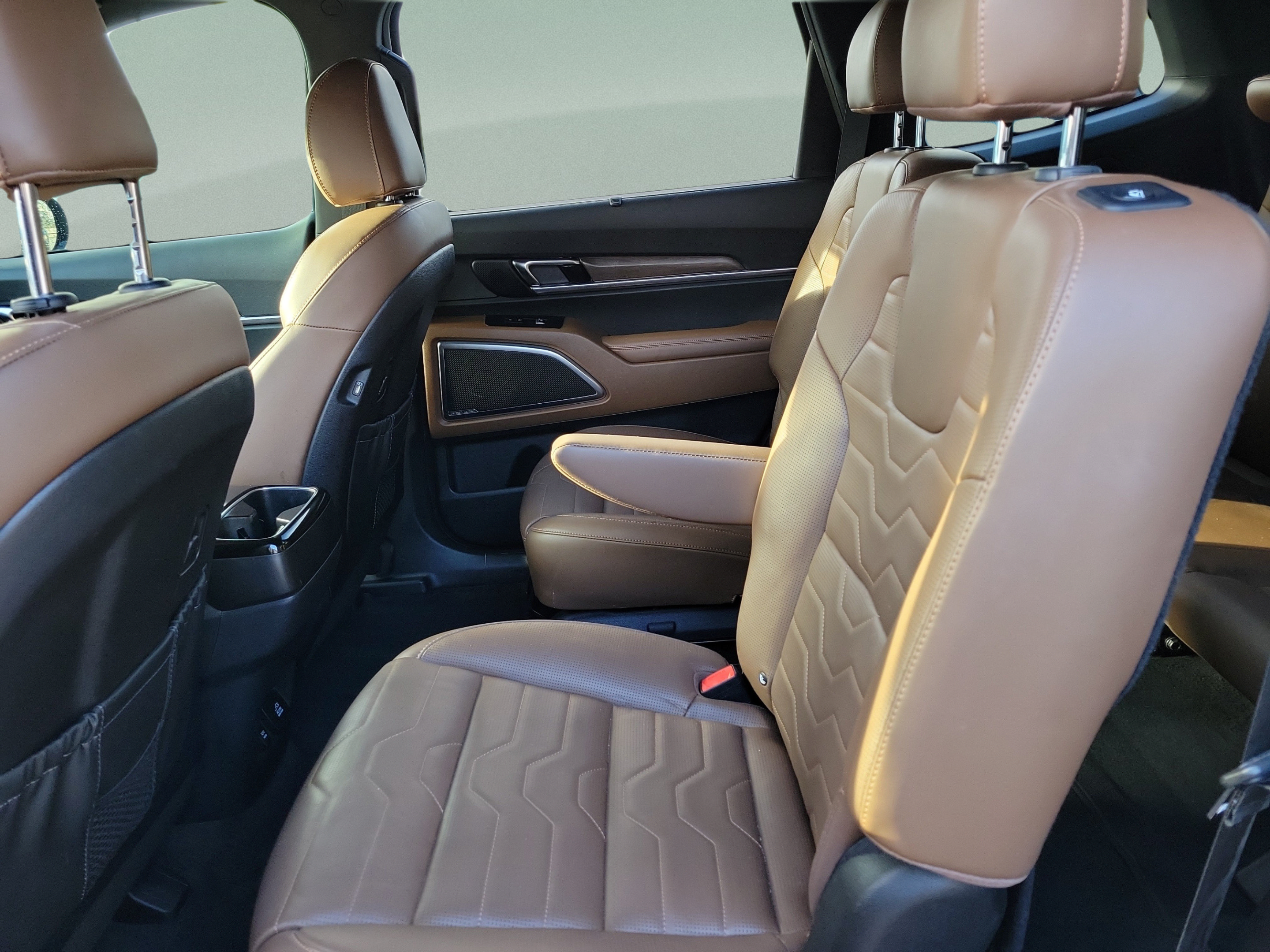 Certified 2021 Kia Telluride SX w/ SX Prestige Package AWD/4WD image 7