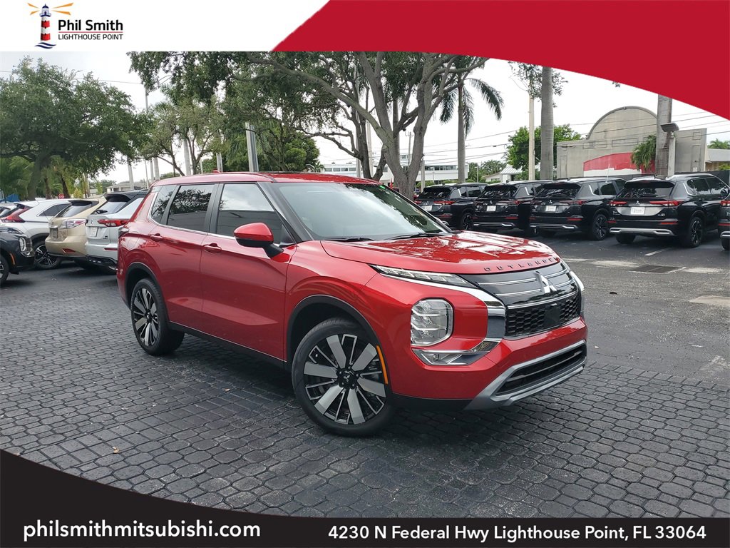 New 2025 Mitsubishi Outlander SE image 1