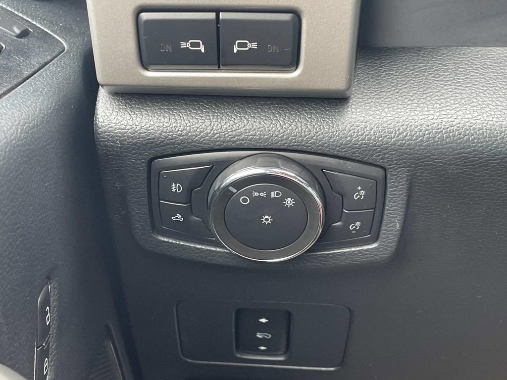 Used 2022 Ford F350 Lariat image 30