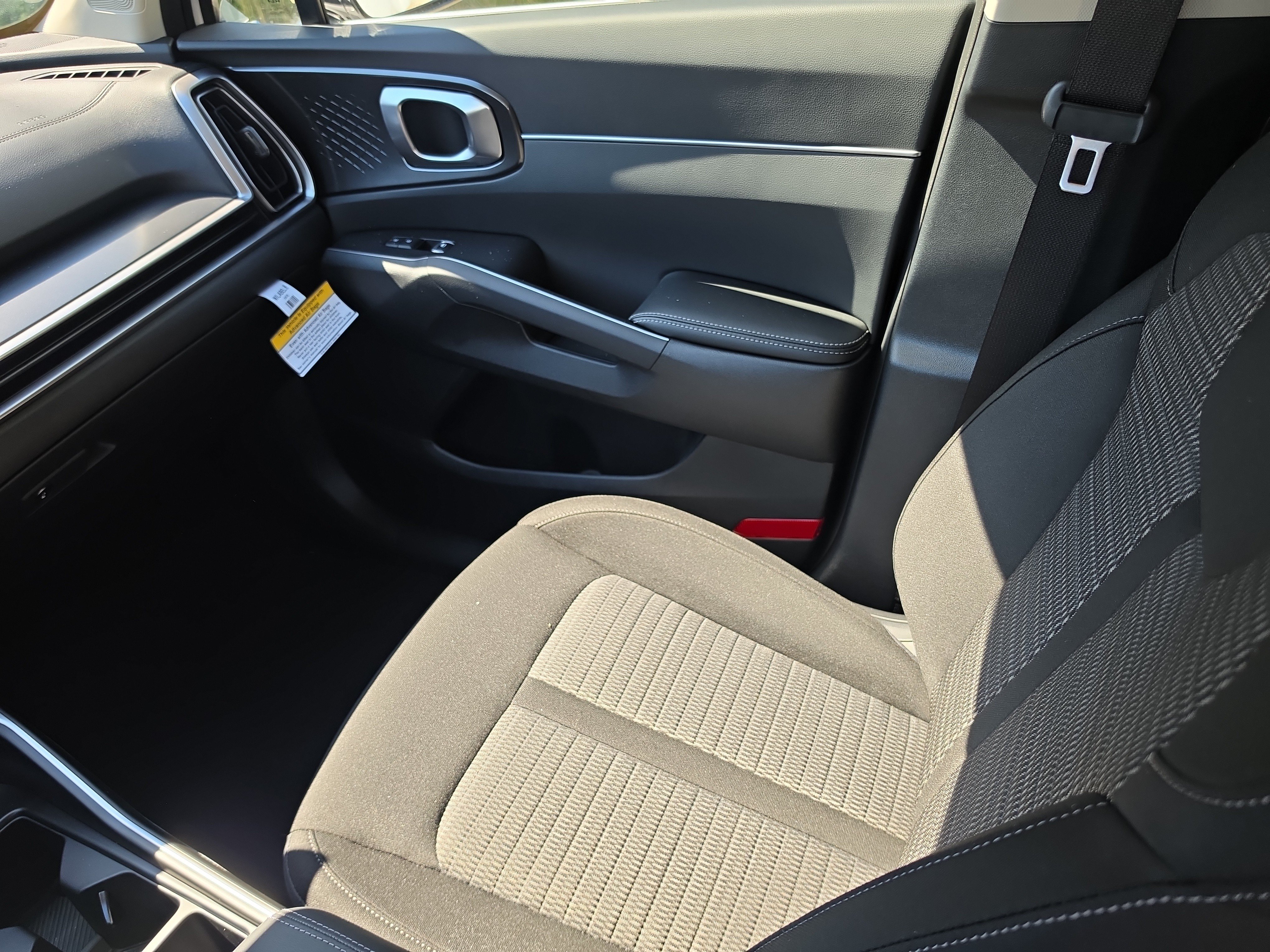 New 2026 Kia Sorento LX FWD image 15