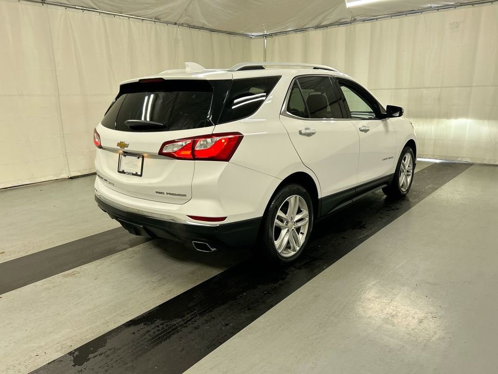 Used 2020 Chevrolet Equinox Premier image 2