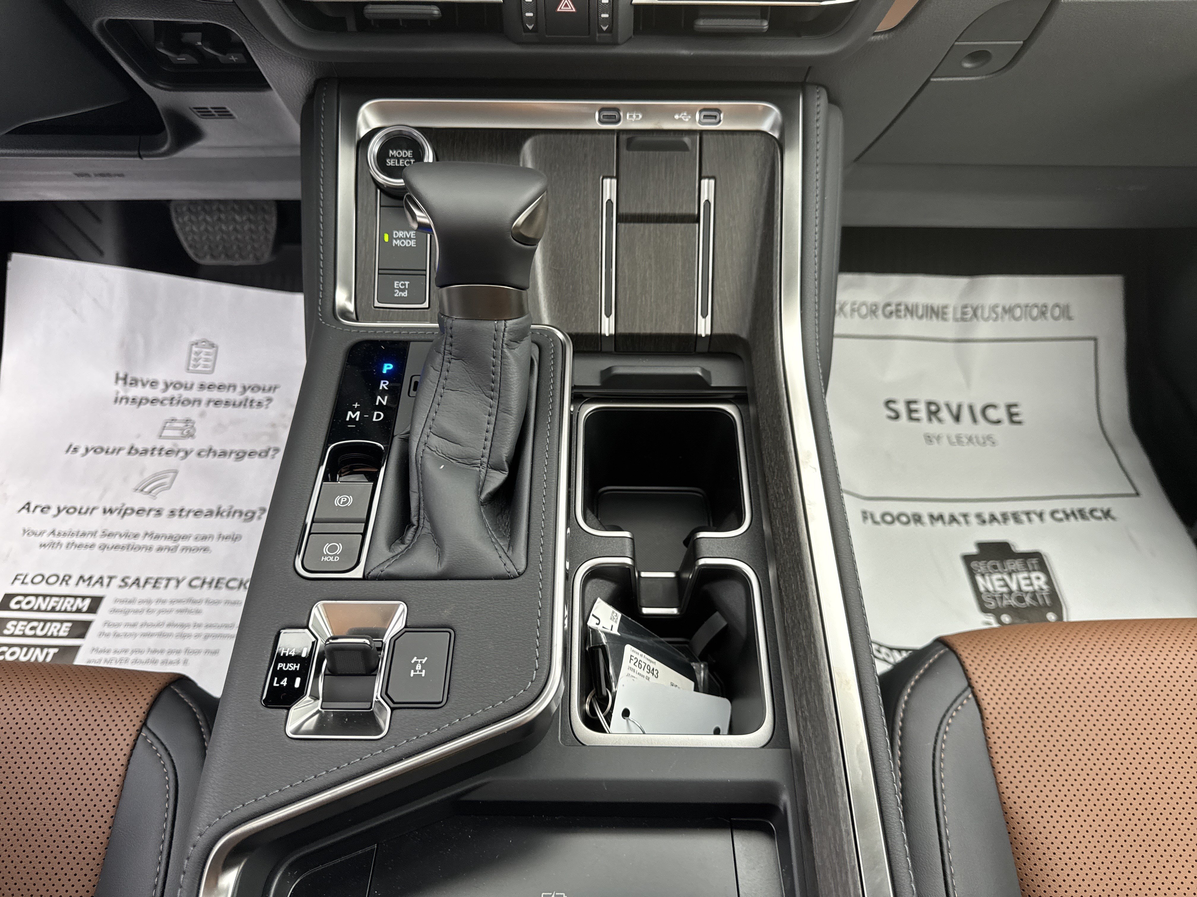 Used 2026 Lexus GX 550 w/ Accessory Package (2T) AWD/4WD image 21