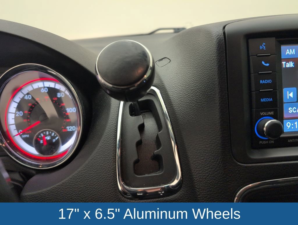 Used 2019 Dodge Grand Caravan SXT w/ Rear Park Assist Package image 30