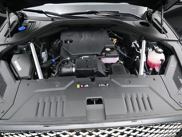 Used 2024 Genesis GV70 2.5T w/ Advanced Package image 17