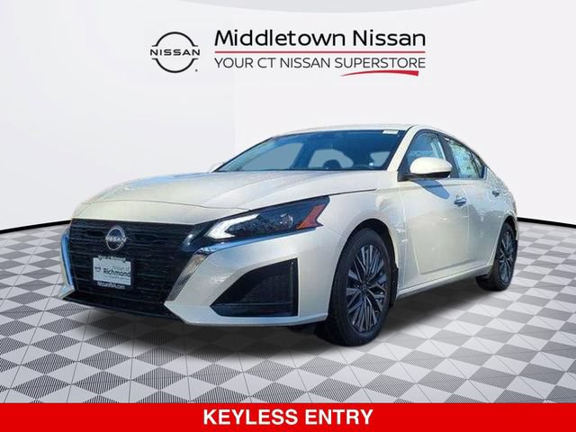 New 2025 Nissan Altima 2.5 SV w/ SV Premium Package FWD image 2