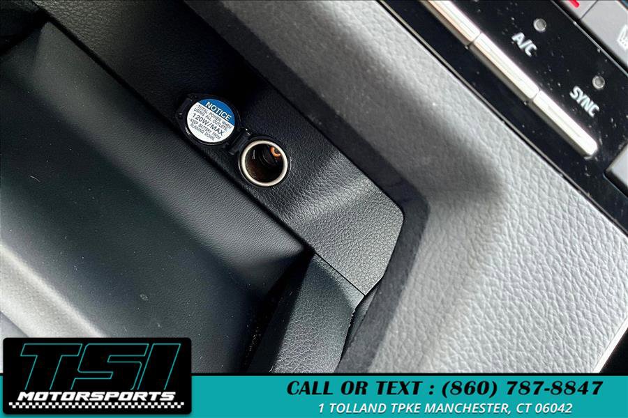 Used 2019 Toyota Avalon XLE FWD image 32