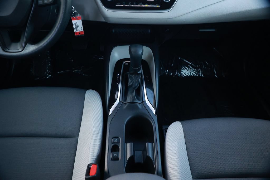 Used 2023 Toyota Corolla LE w/ Carpet Mat Package (TMS) FWD image 32