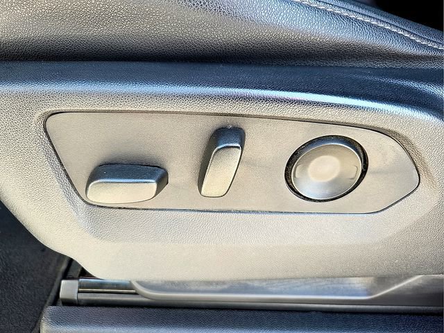 Certified 2024 GMC Sierra 1500 SLT image 17