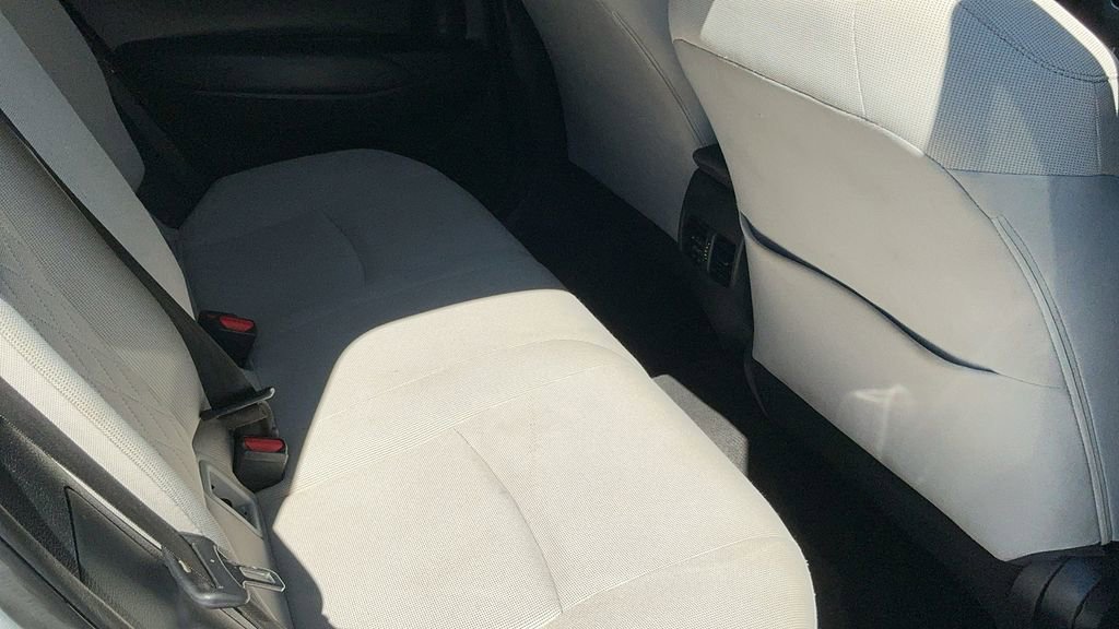 Used 2022 Toyota Corolla Cross L image 16