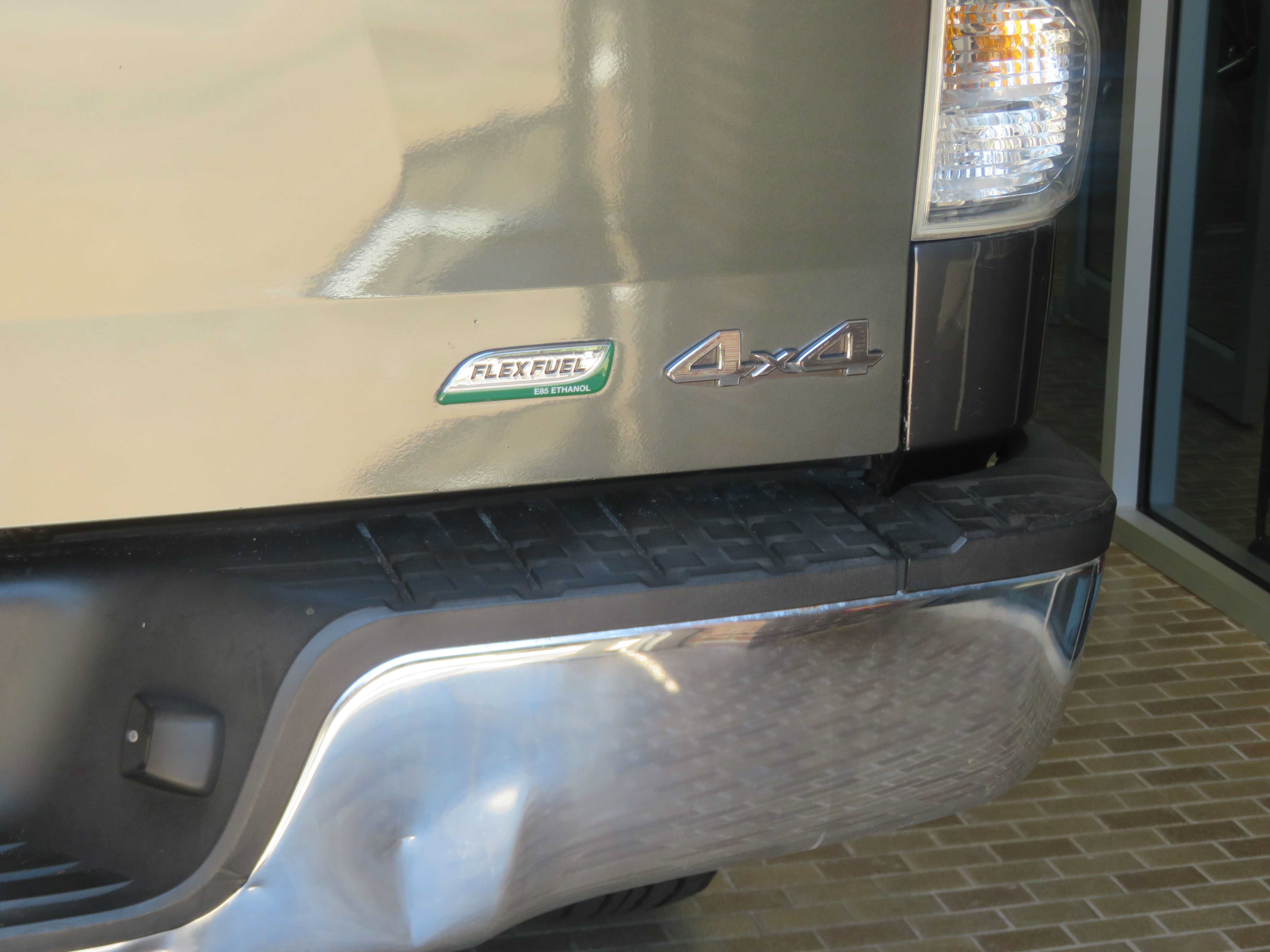 Used 2012 Toyota Tundra 4x4 Double Cab w/ Tow Pkg image 64