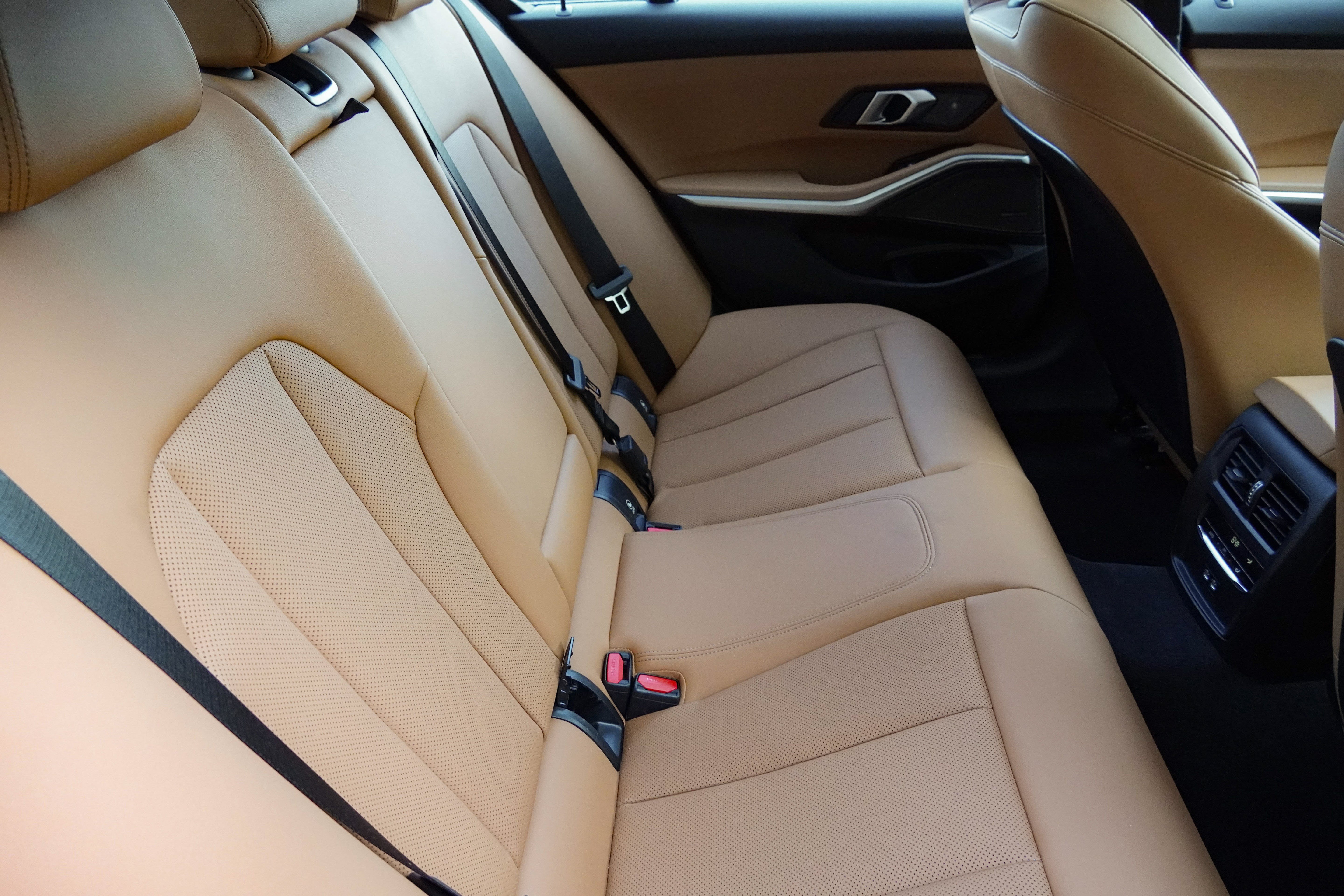 Certified 2025 BMW M340i xDrive AWD/4WD image 33