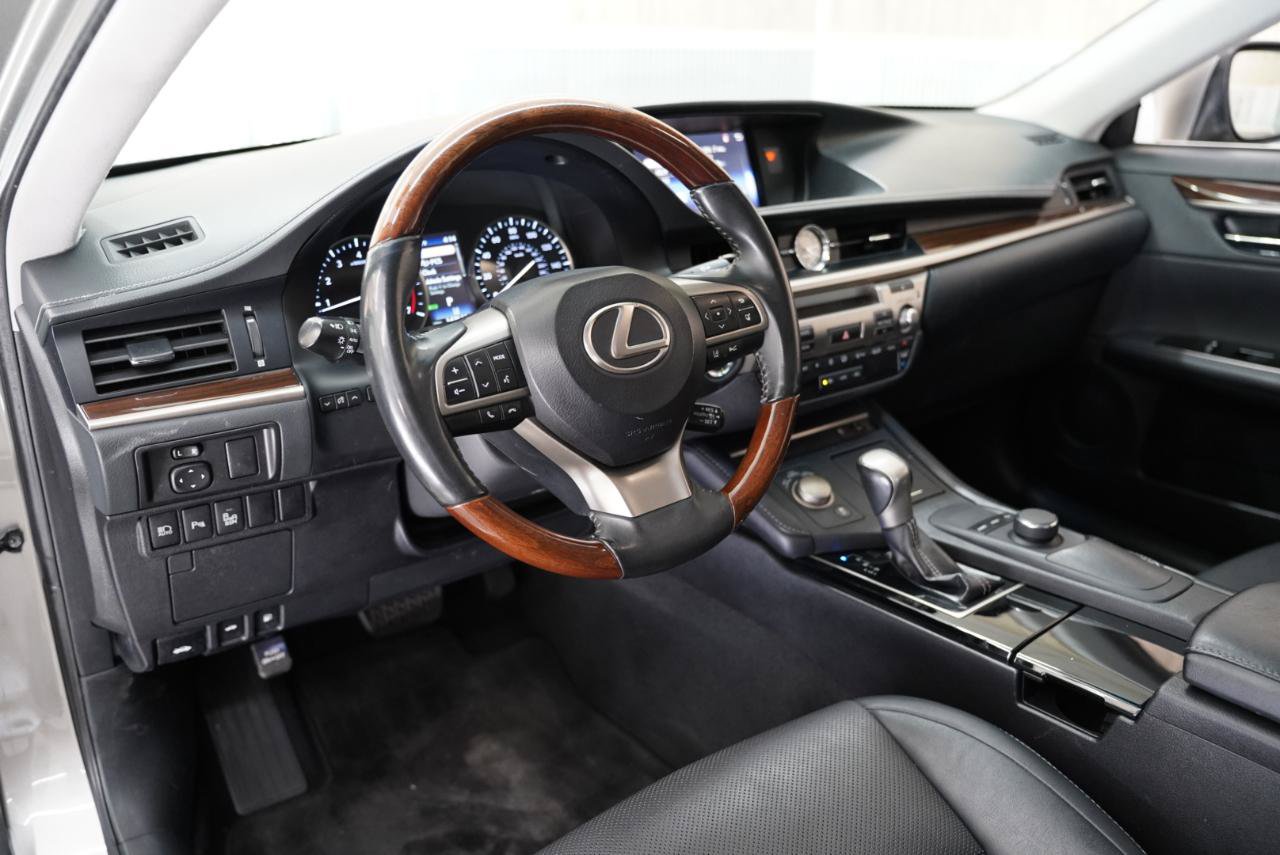 Used 2016 Lexus ES 350 FWD image 11