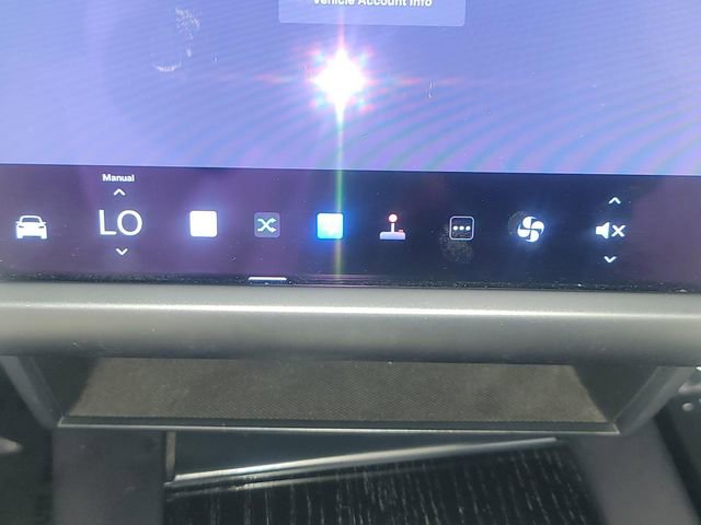 Used 2020 Tesla Model X Long Range AWD/4WD image 19