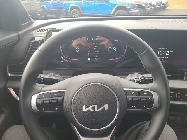 Used 2025 Kia Sportage X-Line w/ Premium Package image 12