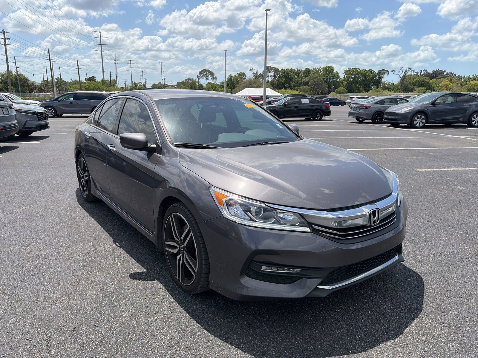 Used 2017 Honda Accord Sport Special Edition image 1