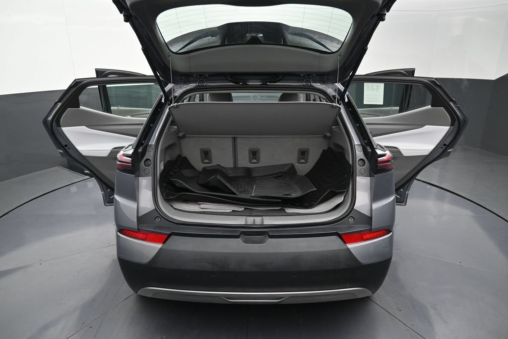 Certified 2023 Chevrolet Bolt EUV Premier w/ Sun & Sound Package FWD image 11