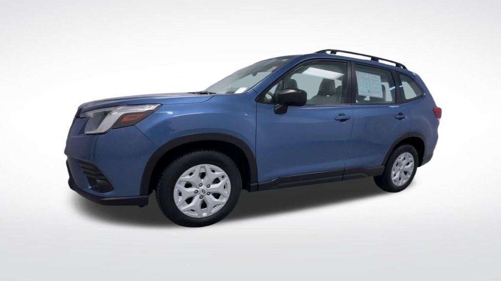 Used 2023 Subaru Forester AWD/4WD image 4