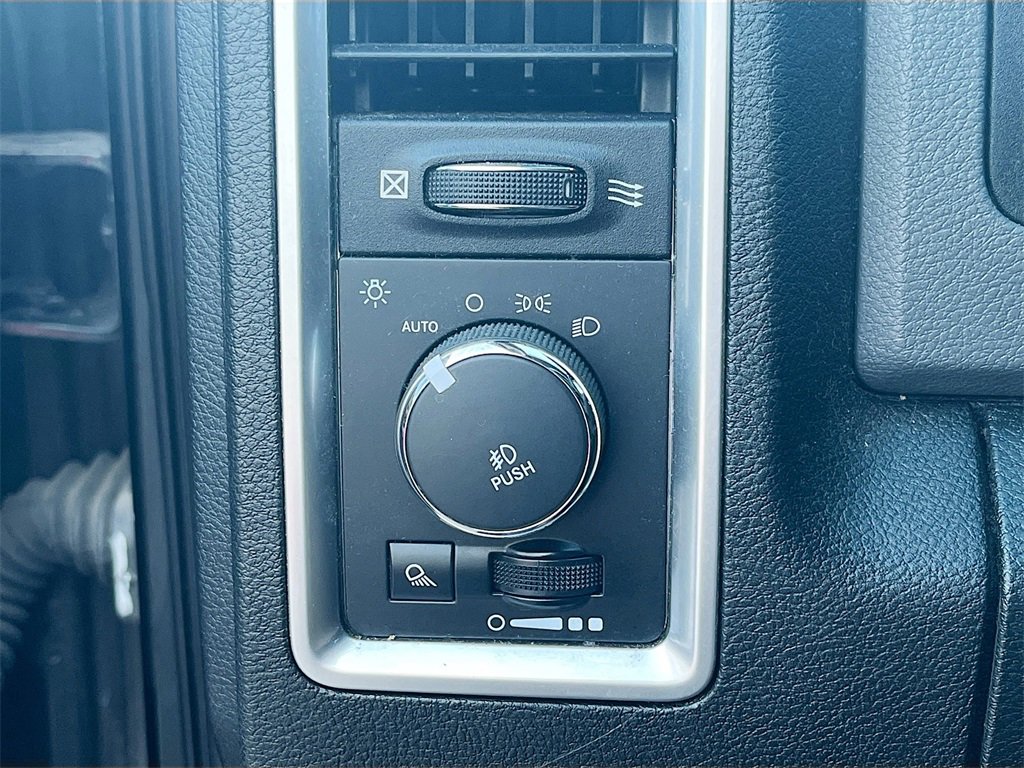 Used 2015 RAM 1500 Big Horn image 10