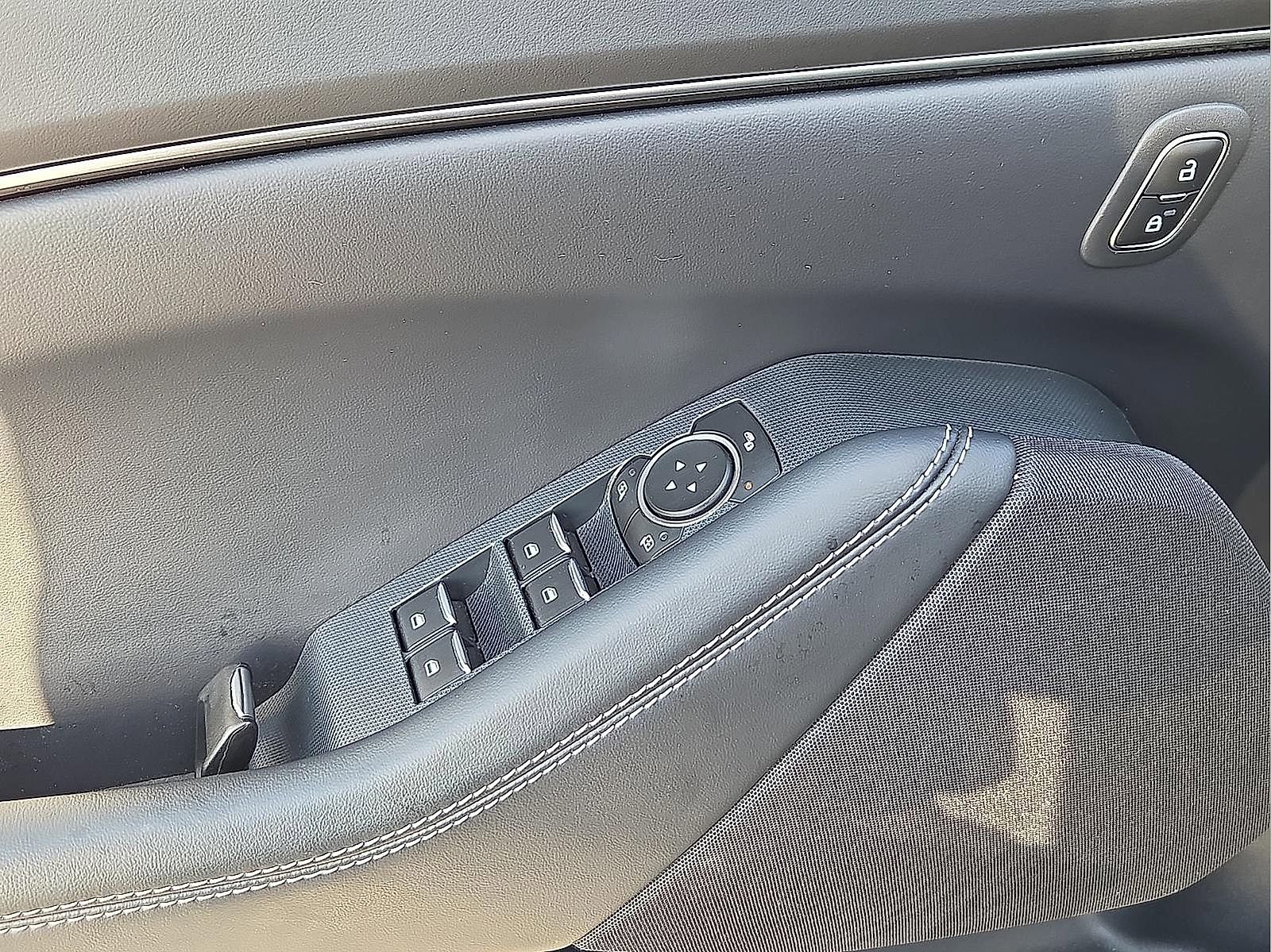 Used 2025 Ford Mustang Mach-E Select RWD image 12