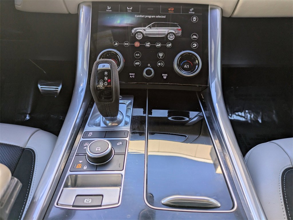 Used 2020 Land Rover Range Rover Sport HST image 20