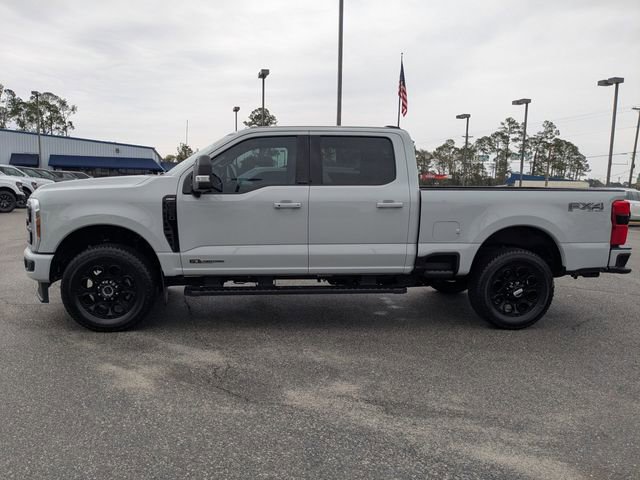 Used 2025 Ford F250 Lariat w/ Black Appearance Package image 7