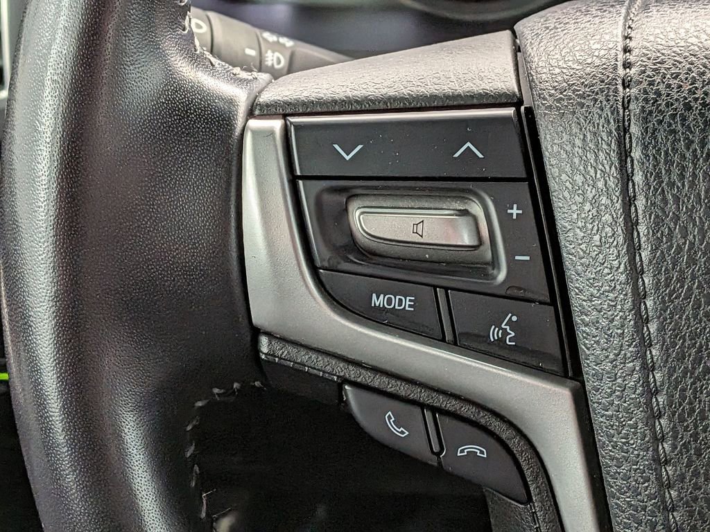 Used 2021 Toyota Land Cruiser image 19