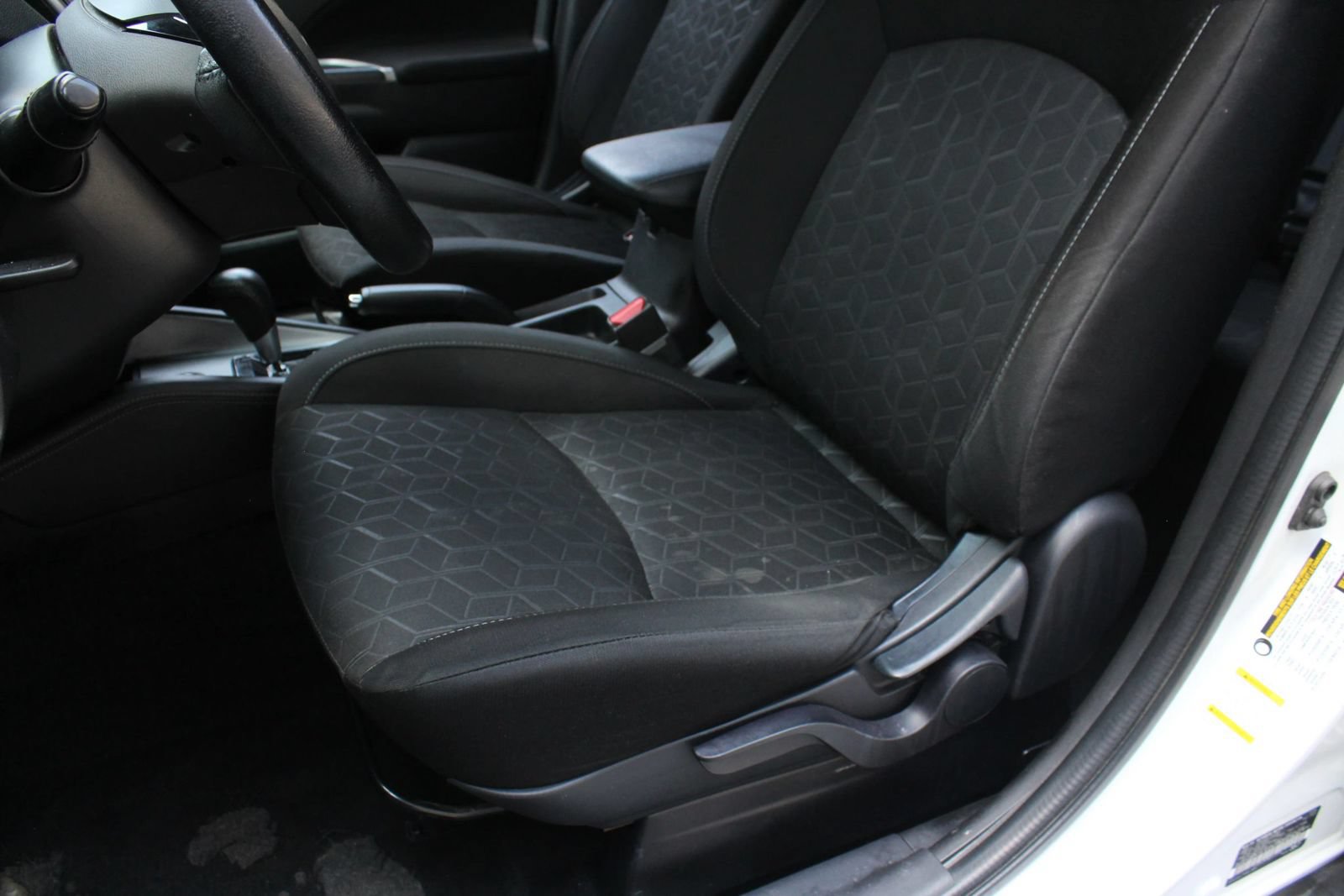 Used 2021 Mitsubishi Outlander Sport SE AWD/4WD image 17