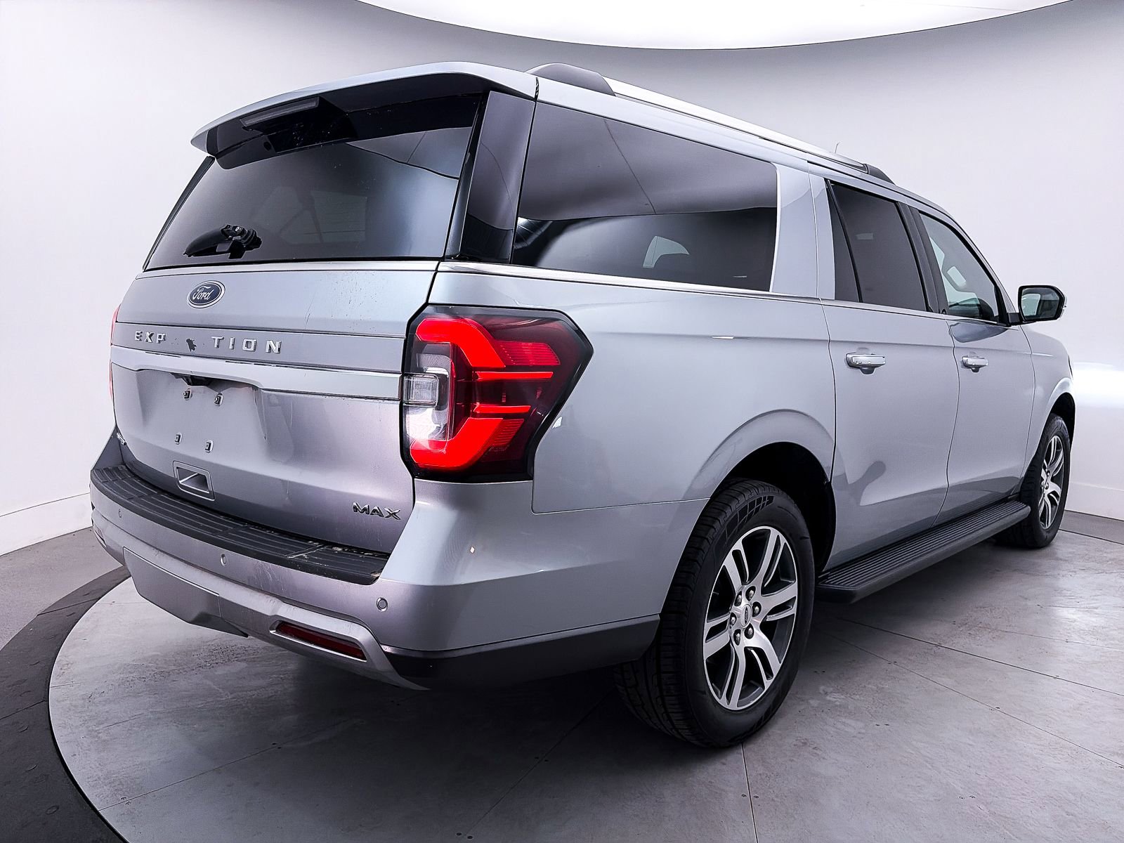 Used 2024 Ford Expedition Max Limited image 17