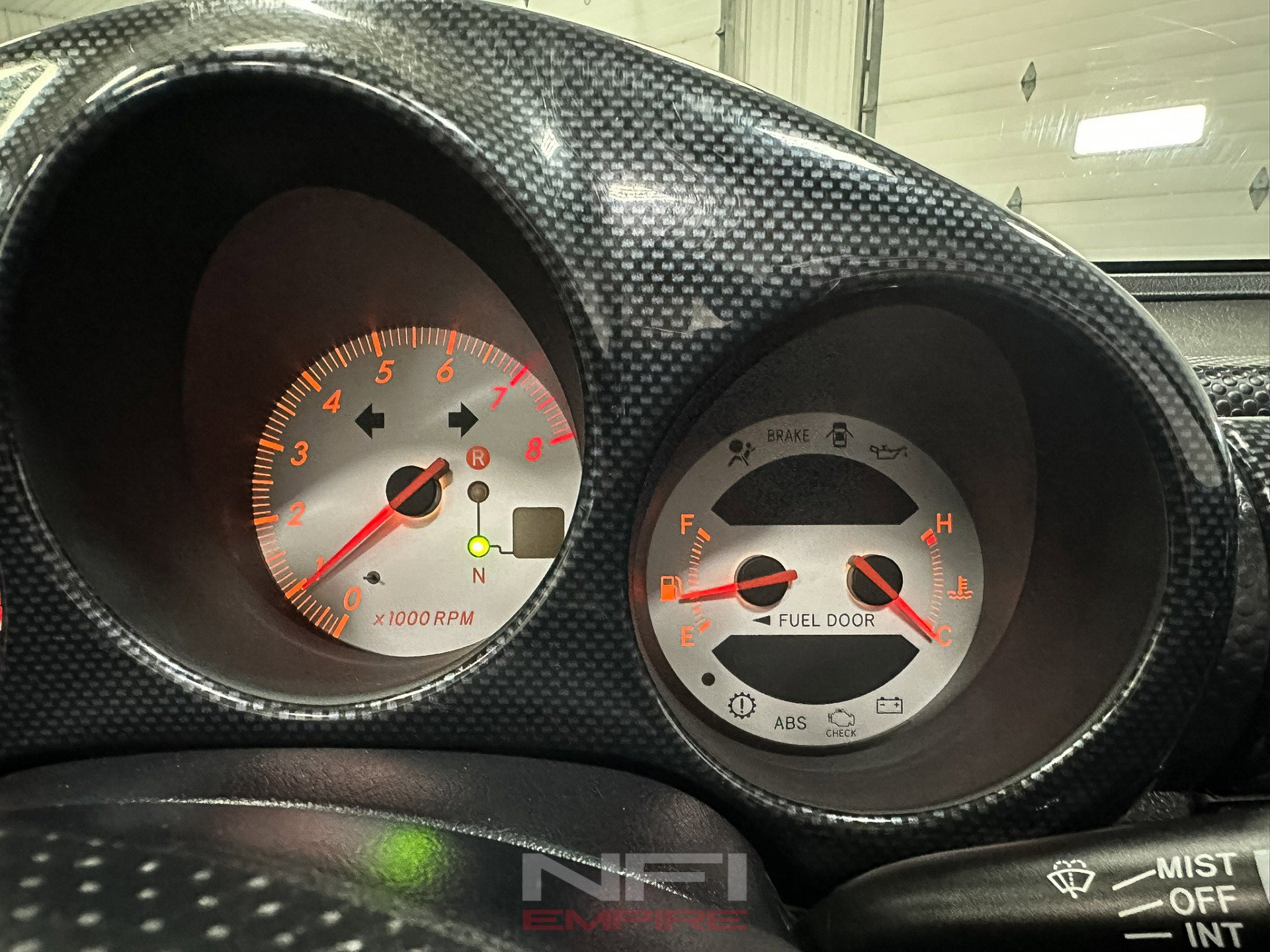 Used 2003 Toyota MR2 image 36