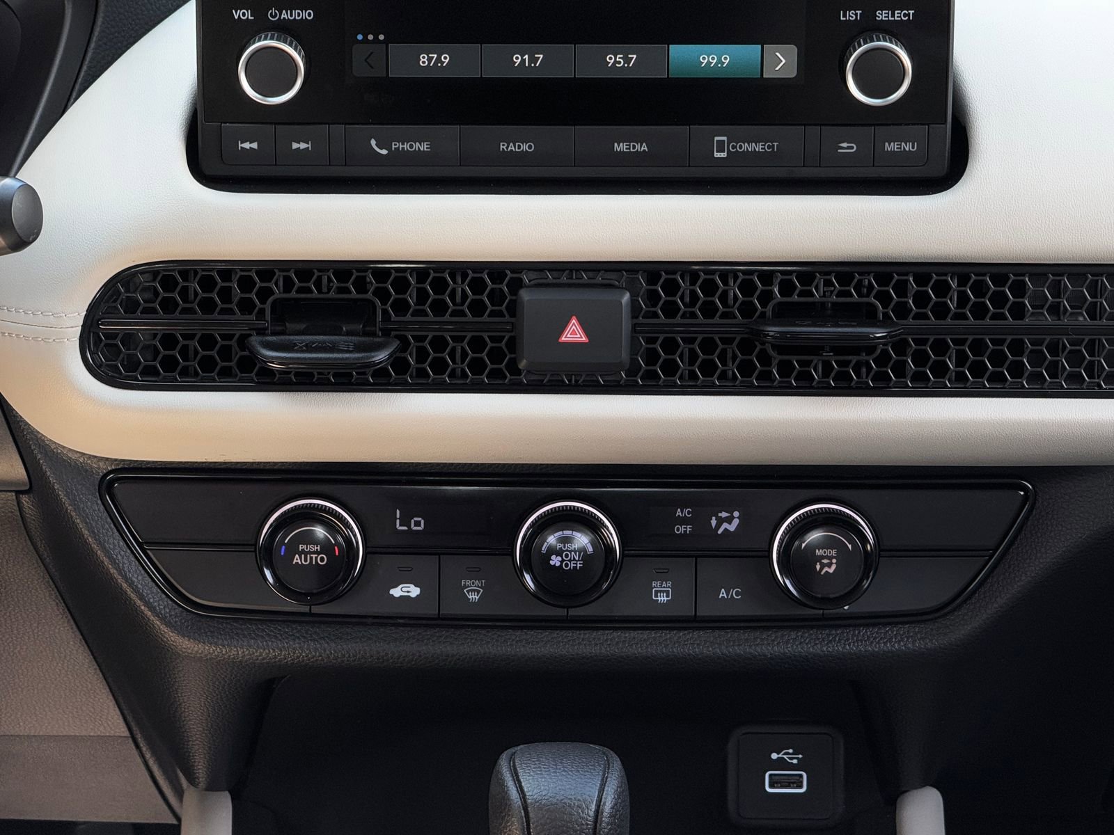 Certified 2025 Honda HR-V LX image 20