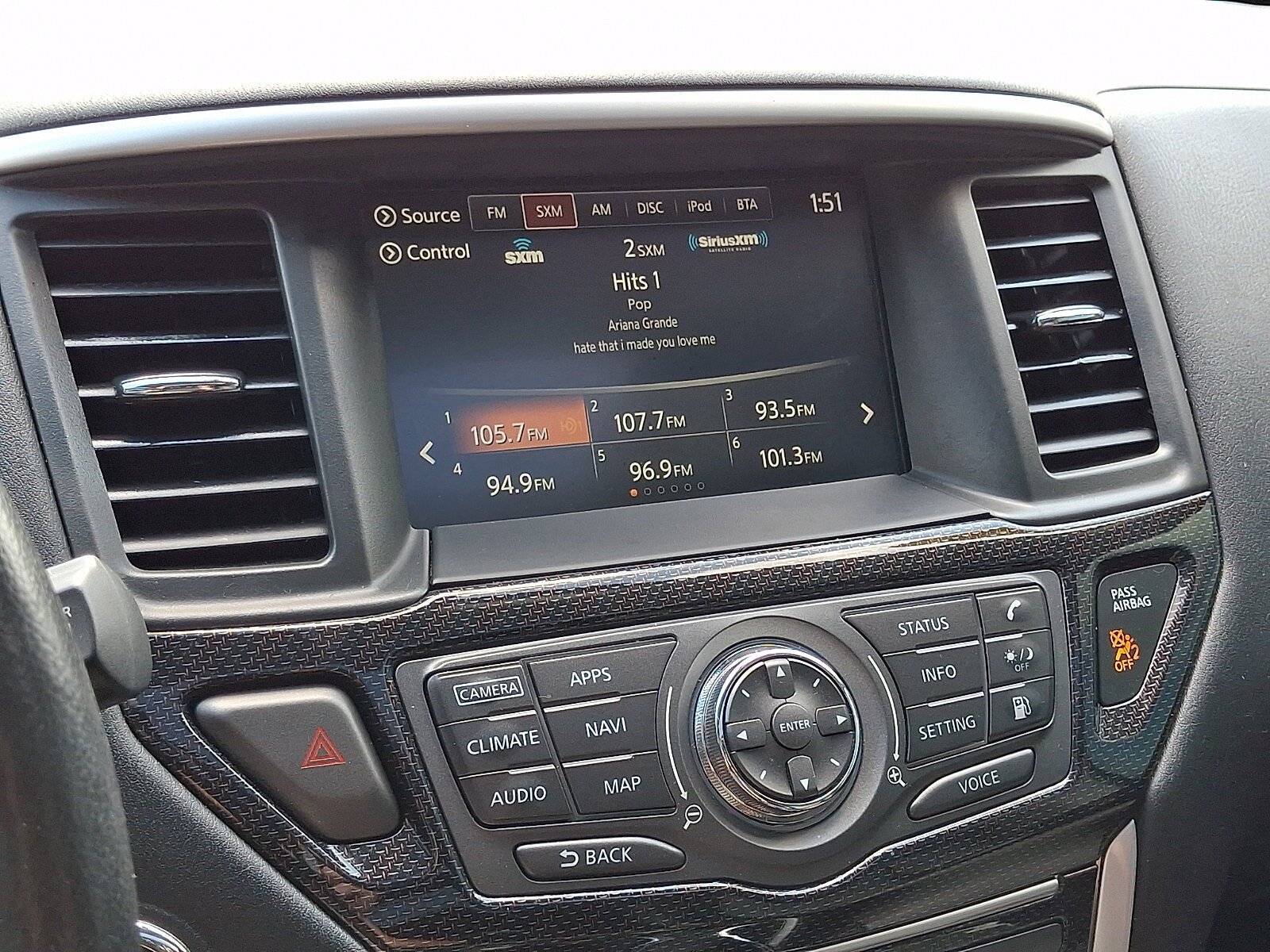 Used 2020 Nissan Pathfinder SL AWD/4WD image 21