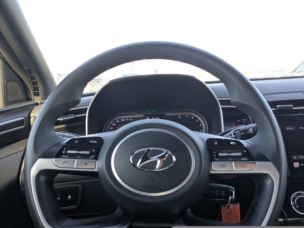 Used 2024 Hyundai Santa Cruz SE FWD image 21