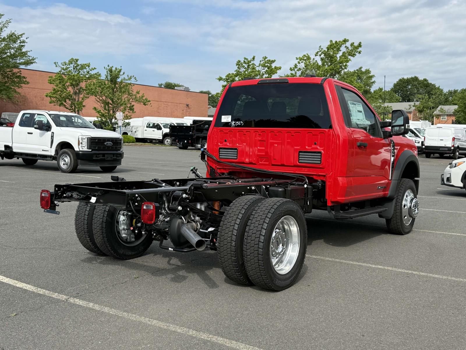 New 2025 Ford F450 XLT w/ XLT Value Package image 2